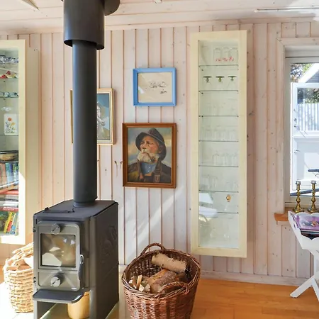 Сasa de vacaciones Three-Bedroom Holiday Home In Ebeltoft Ebeltoft