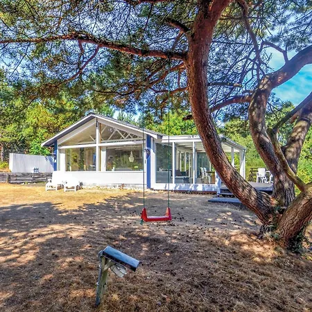 Сasa de vacaciones Three-Bedroom Holiday Home In Ebeltoft *