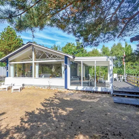 Three-Bedroom Holiday Home In Ebeltoft